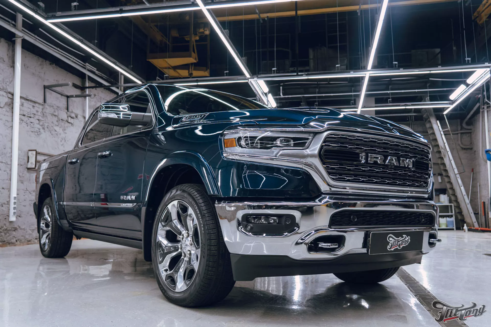 2019 ram 1500 blue online